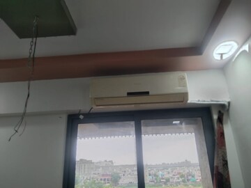Room in 2 BHK Apartment at Shree Sadan Vasna, Vasna – for Rent
