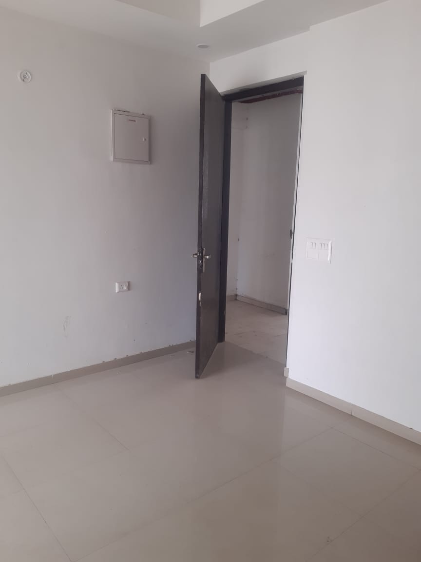 2 BHK Apartment For Rent in Shipra Neo