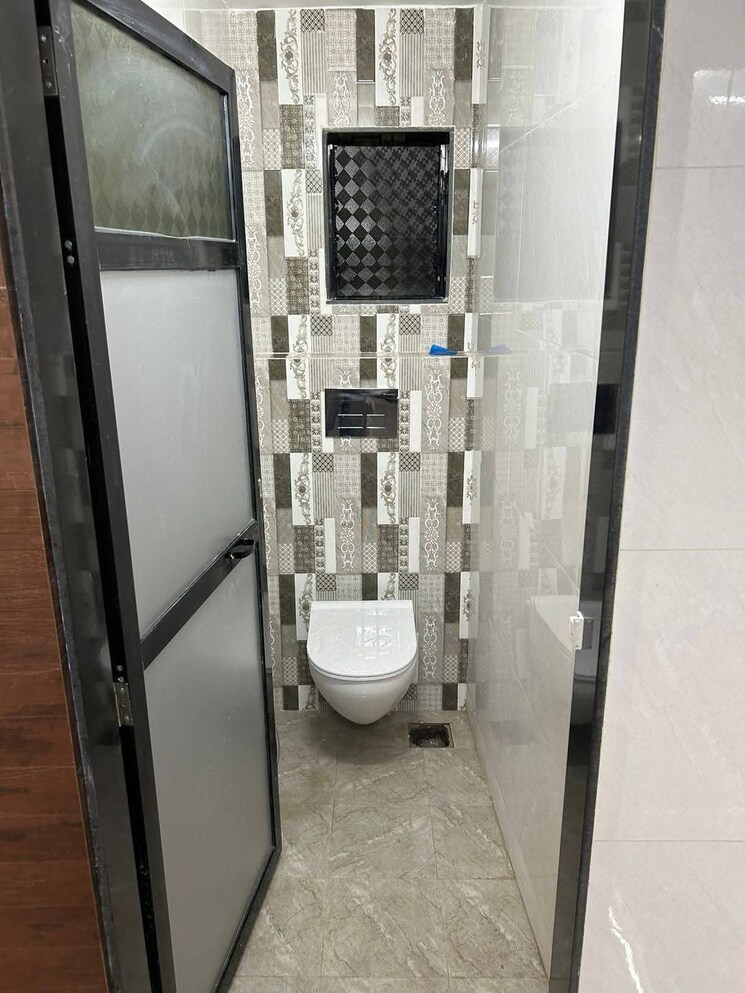Bathroom, brahamand-phase-6-chs-ltd 1 Bedroom 420 Sq.Ft. Apartment In Brahmand Thane 8842210