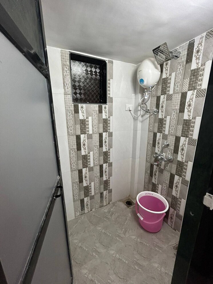 Bathroom, brahamand-phase-6-chs-ltd 1 Bedroom 420 Sq.Ft. Apartment In Brahmand Thane 8842210