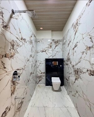 Master Bedroom in 2.5 BHK Builder Floor at Sector 29 – for Sale