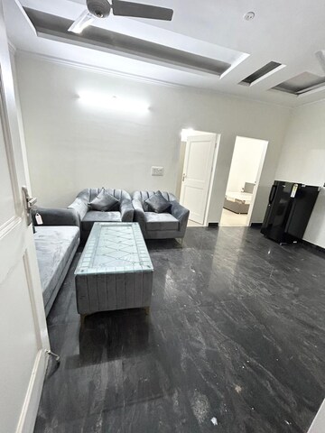Master Bedroom in 3 BHK Builder Floor at South City 1 – for Rent