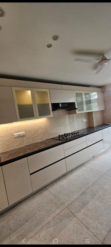Kitchen in 4 BHK Builder Floor at Dlf City Phase 3 – for Rent