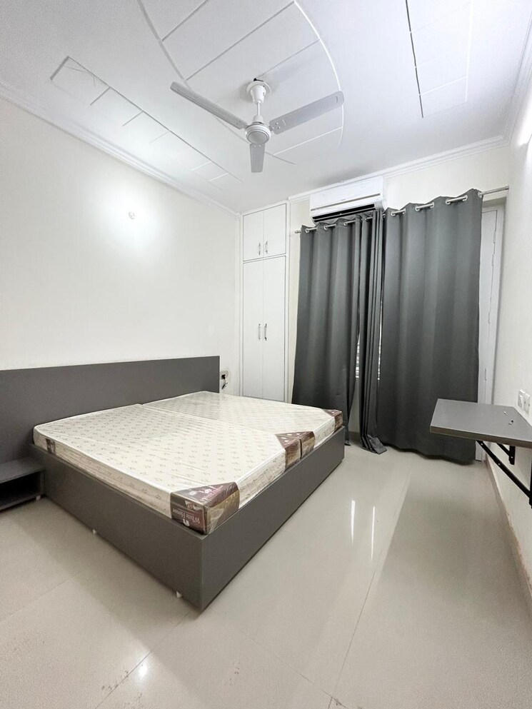 Bedroom, south city 1 2 Bedroom 180 Sq.Yd. Builder Floor In South City 1 Gurgaon 8842321