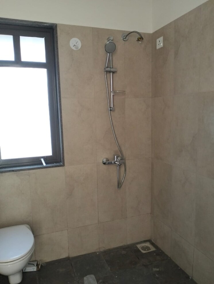 Bathroom, skyi-songbirds 3 Bedroom 1100 Sq.Ft. Apartment In Bavdhan Pune 8842311