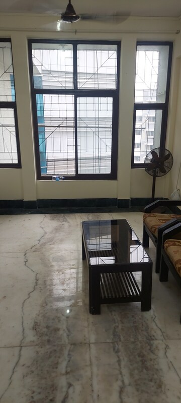 2 BHK Apartment – Exterior View View at Aishwarya Tower, Santacruz East - for Rent