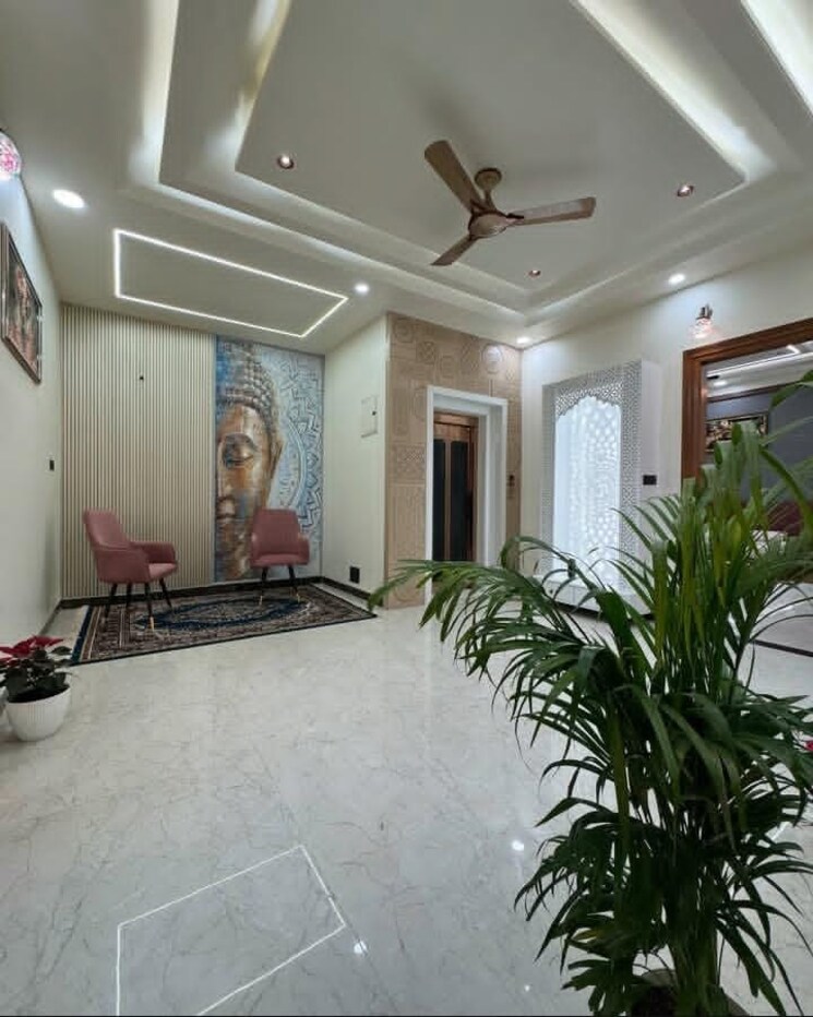 Room, sector 35 2.5 Bedroom 2250 Sq.Ft. Builder Floor In Sector 35 Faridabad 8842345