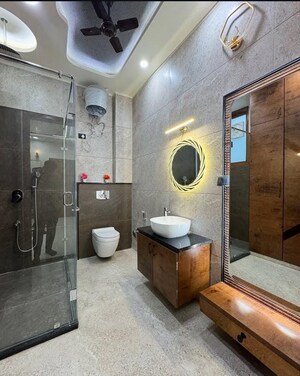 Bathroom in 2.5 BHK Builder Floor at Sector 35 – for Sale
