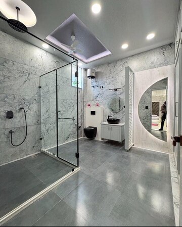 Bathroom in 2.5 BHK Builder Floor at Sector 35 – for Sale