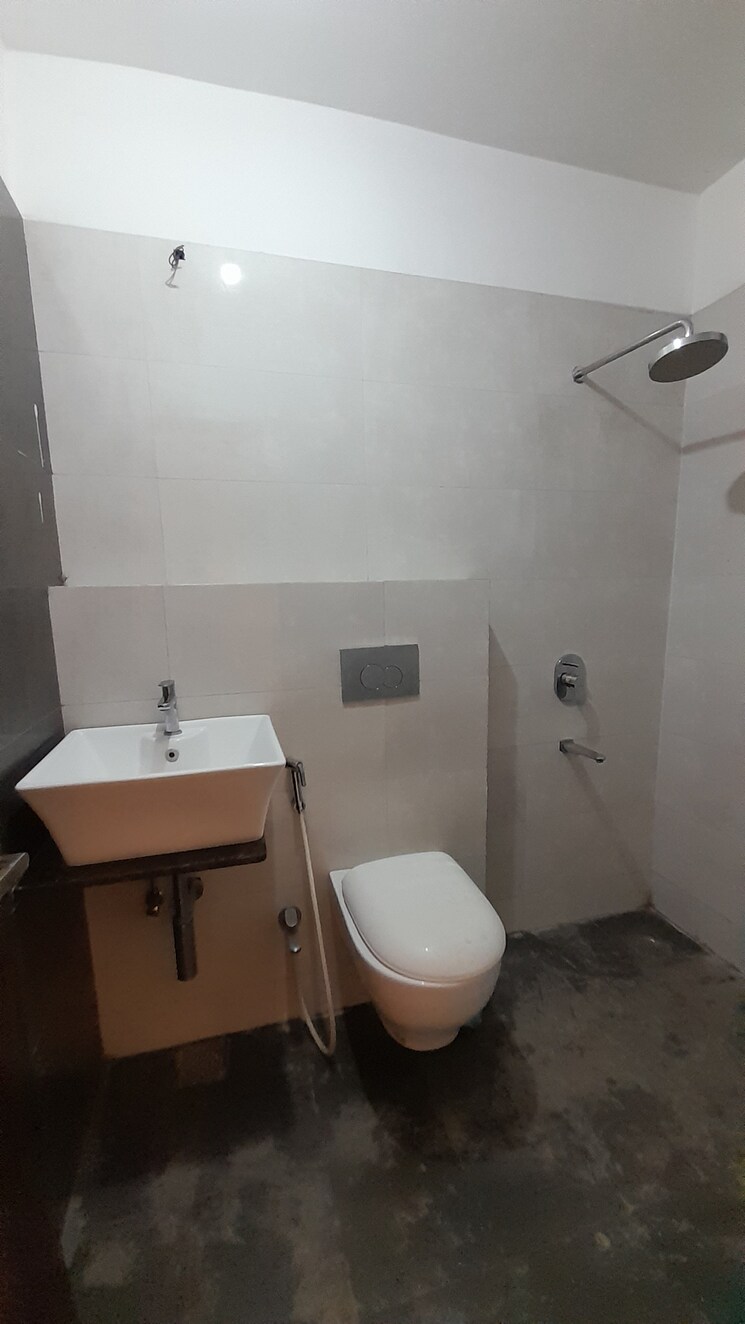 Bathroom, new rajendre nagar 3 Bedroom 1890 Sq.Ft. Apartment In New Rajendre Nagar Raipur 8842347