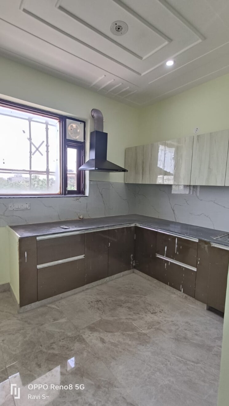 Kitchen, palam vihar 2 Bedroom 1150 Sq.Ft. Builder Floor In Palam Vihar Gurgaon 8842349