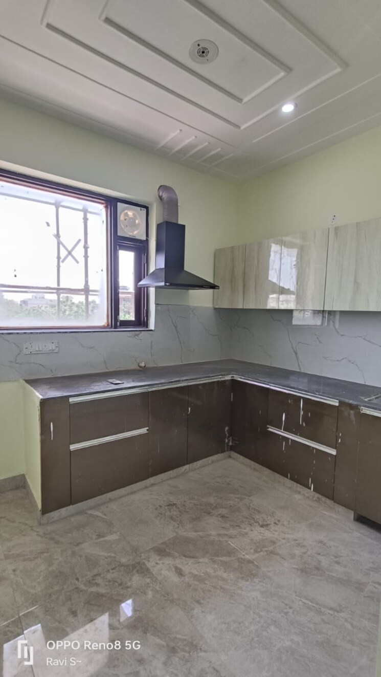 Kitchen, palam vihar 2 Bedroom 1150 Sq.Ft. Builder Floor In Palam Vihar Gurgaon 8842349