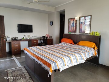 1 RK Independent House For Rent in RWA Apartments, Sector 31