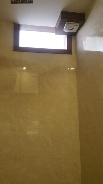 Room in 2 BHK Builder Floor at Lajpat Nagar 4 – for Sale