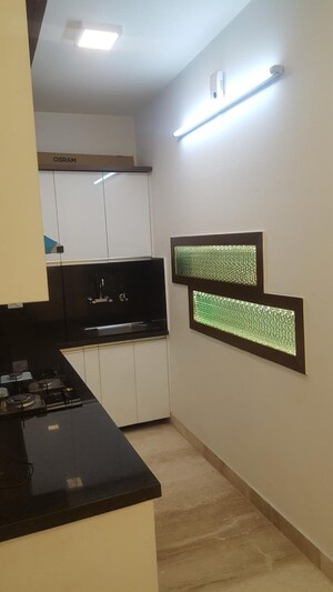 Furnished Amenities in 2 BHK Builder Floor at Lajpat Nagar 4 – for Sale