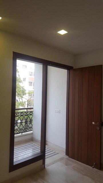 Room in 2 BHK Builder Floor at Lajpat Nagar 4 – for Sale