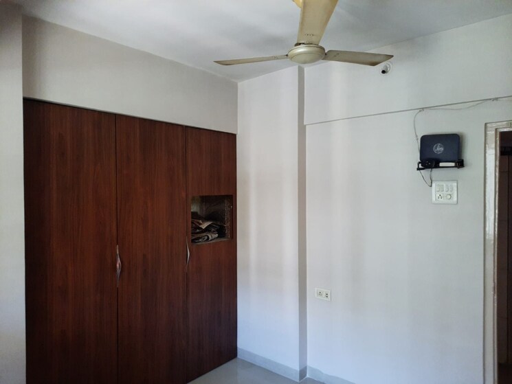 Room, shree-ganesh-tower-naupada 2 Bedroom 650 Sq.Ft. Apartment In Naupada Thane 8842375