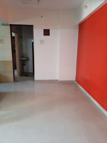 Room in 2 BHK Apartment at Shree Ganesh Tower Naupada, Naupada – for Rent