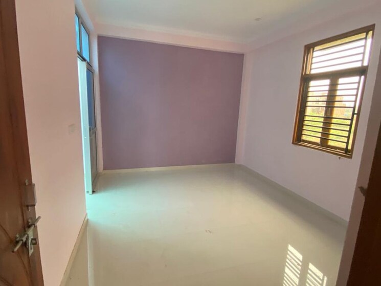 Room, sri-sai-basera 3 Bedroom 1500 Sq.Ft. Villa In Krishna Nagar Lucknow 8842366