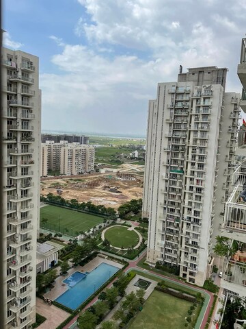 3 BHK Apartment For Rent in Conscient Heritage Max, Sector 102