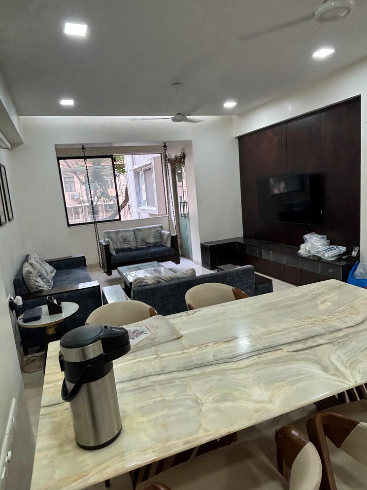 Team Area, nepean sea road 3 Bedroom 1300 Sq.Ft. Apartment In Nepean Sea Road Mumbai 8842387