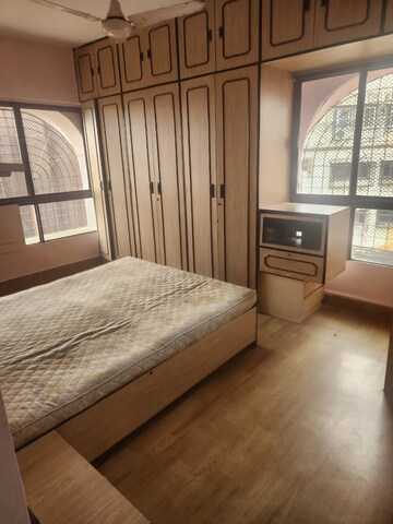 Bedroom in 2 BHK Apartment at Yogi Villa, Borivali West – for Rent