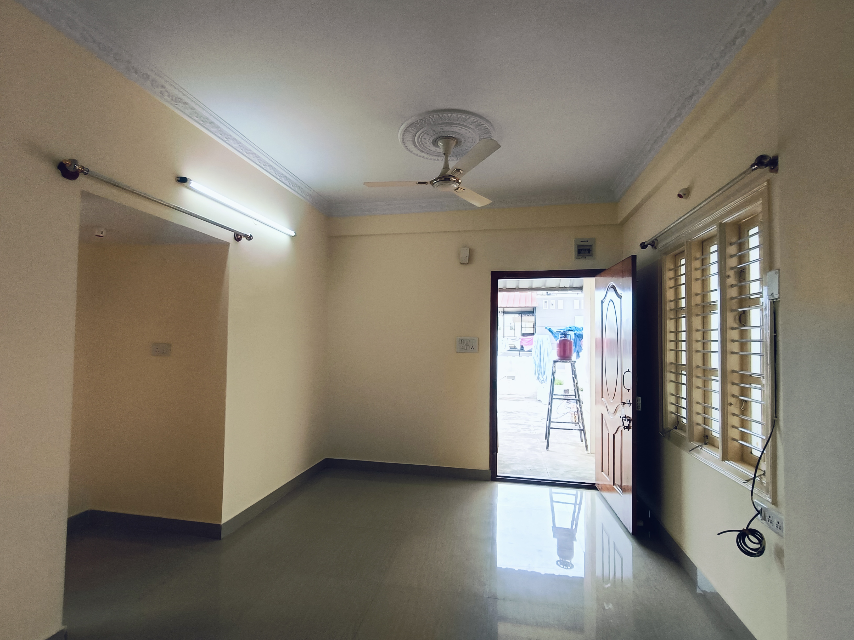 1 BHK + Pooja Room Penthouse For Rent in Ram Properties 