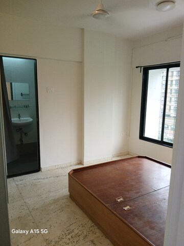 Room in 2 BHK Apartment at Raheja Heights Phase 2, Goregaon East – for Sale