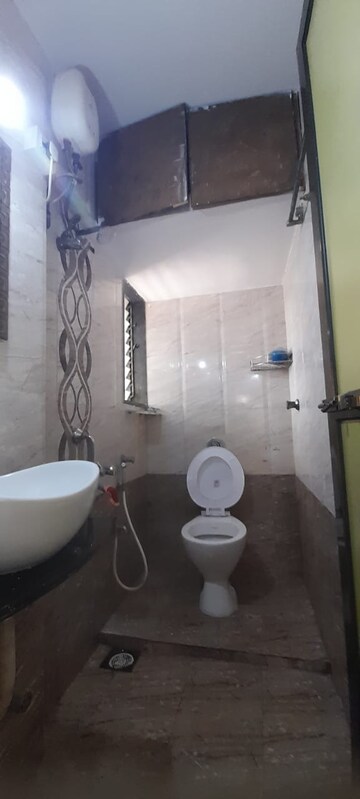 Bathroom in 2 BHK Apartment at Raheja Heights Phase 2, Goregaon East – for Sale