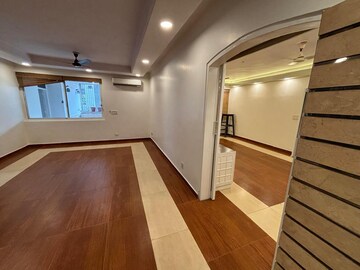 Kitchen in 3 BHK Builder Floor at Shalimar Bagh – for Sale