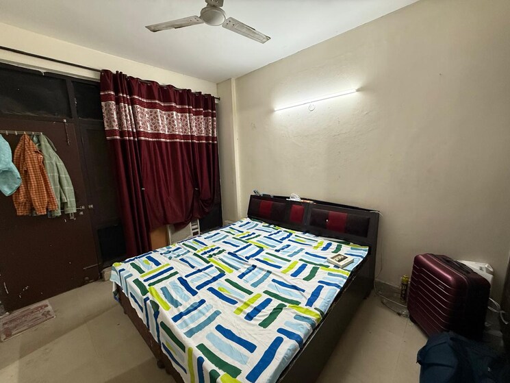 Bedroom, maya-garden-city 2 Bedroom 1350 Sq.Ft. Apartment In Lohgarh Zirakpur 8842669
