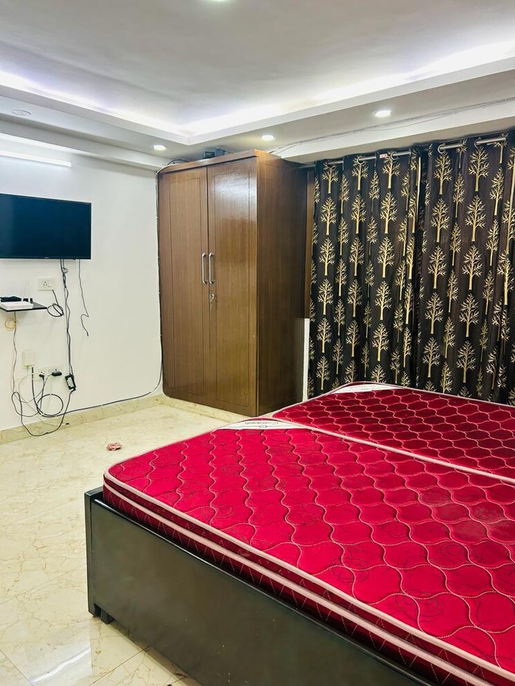 Bedroom, paryavaran complex 1 Bedroom 450 Sq.Ft. Builder Floor In Paryavaran Complex Delhi 8842743
