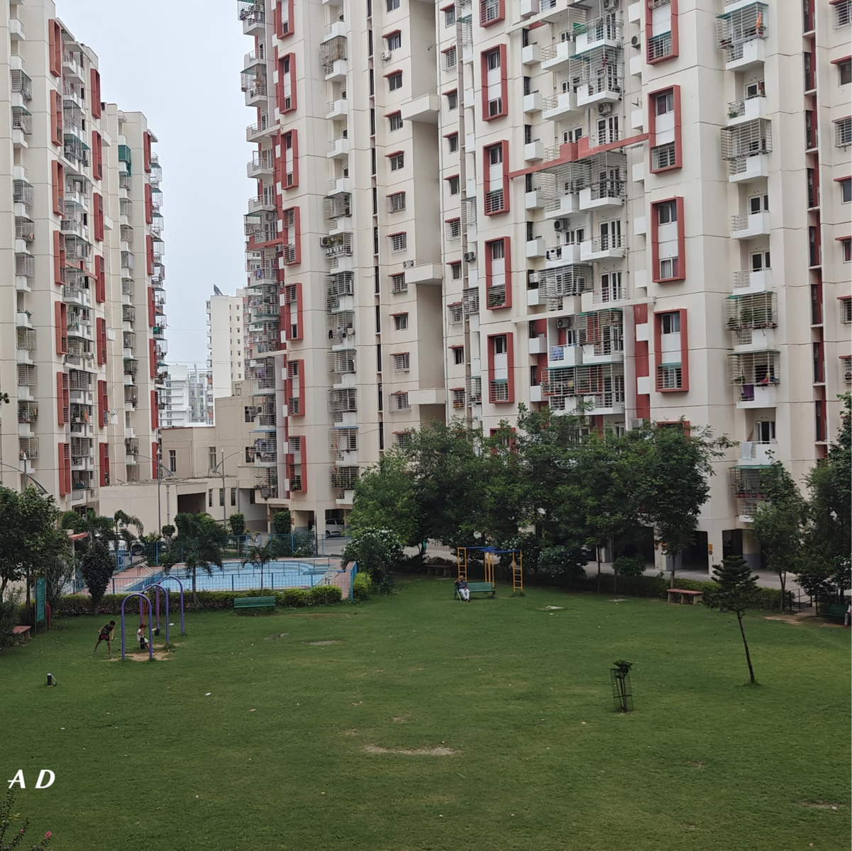 3 BHK 1600 Sq.Ft. Apartment in UPAVP Bhagirathi Enclave