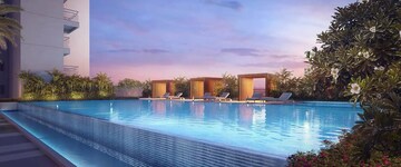 Swimming Pool in 4 BHK Apartment at Rustomjee 180 Bayview, Matunga West – for Sale
