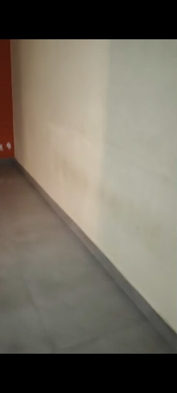 Furnished Amenities in 1 RK Apartment at Nagari Niwara CHS, Goregaon East – for Rent