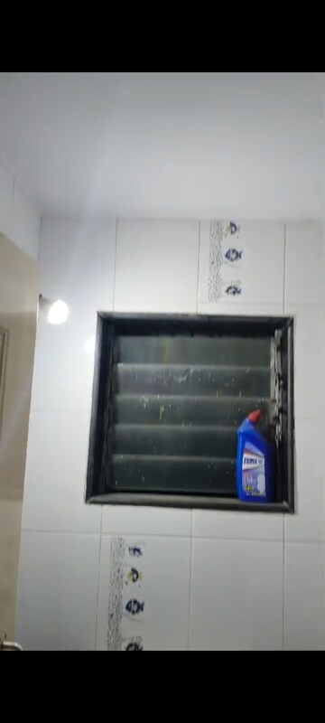Furnished Amenities in 1 RK Apartment at Nagari Niwara CHS, Goregaon East – for Rent