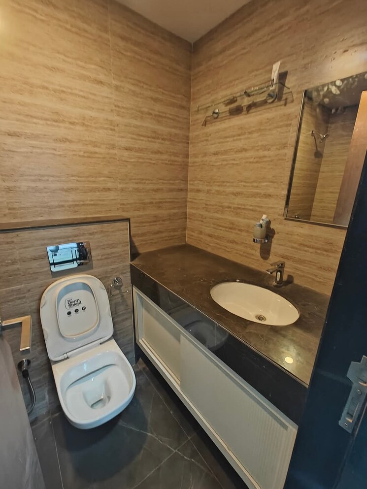 Bathroom, lodha-vista 2 Bedroom 650 Sq.Ft. Apartment In Lower Parel Mumbai 8842830