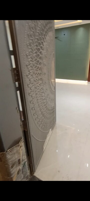 Furnished Amenities in 4 BHK Builder Floor at BPTP Eden Estate, Sector 81 – for Sale
