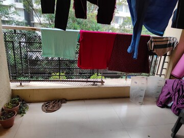 Furnished Amenities in 2 BHK Apartment at Windsor Garden Enclave, Vasant Vihar – for Rent