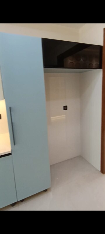 Room in 4 BHK Builder Floor at BPTP Eden Estate, Sector 81 – for Sale