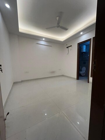 Room in 4 BHK Builder Floor at Freedom Fighters Enclave – for Rent