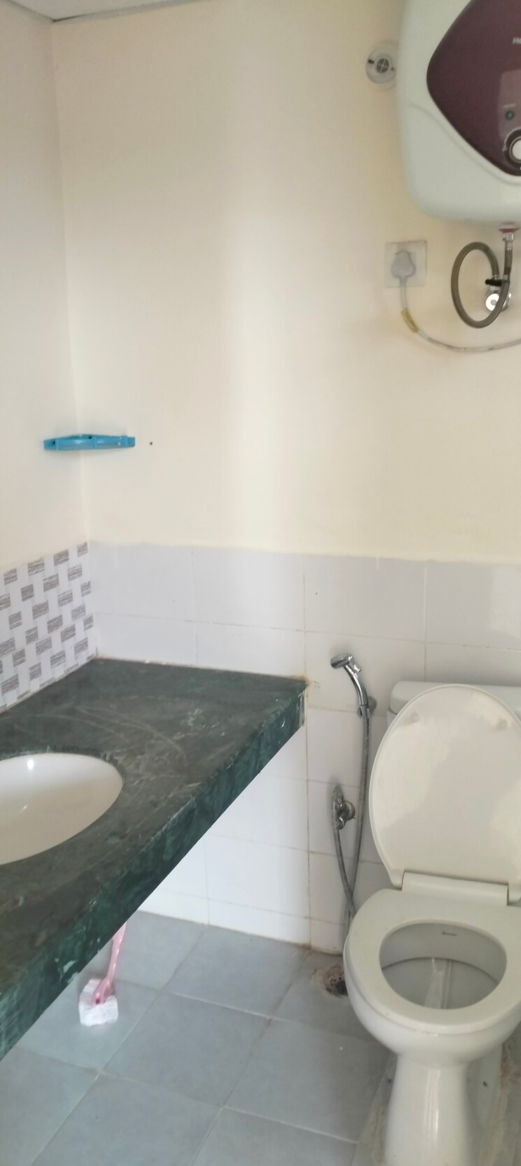 Bathroom, ansal-api-celebrity-greens 3.5 Bedroom 2200 Sq.Ft. Apartment In Ashiyana Lucknow 8842962