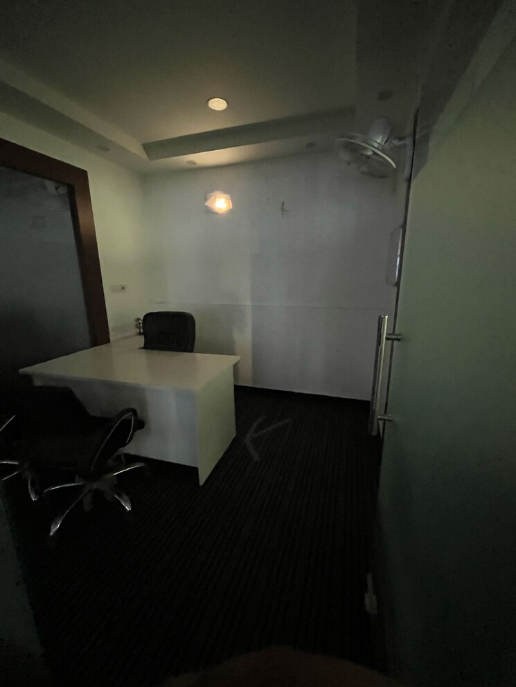 Team Area, sector 63 Commercial Office Space 3000 Sq.Ft. In Sector 63 Noida 8843011