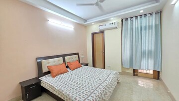 Bedroom in 3 BHK Builder Floor at Paryavaran Complex – for Rent