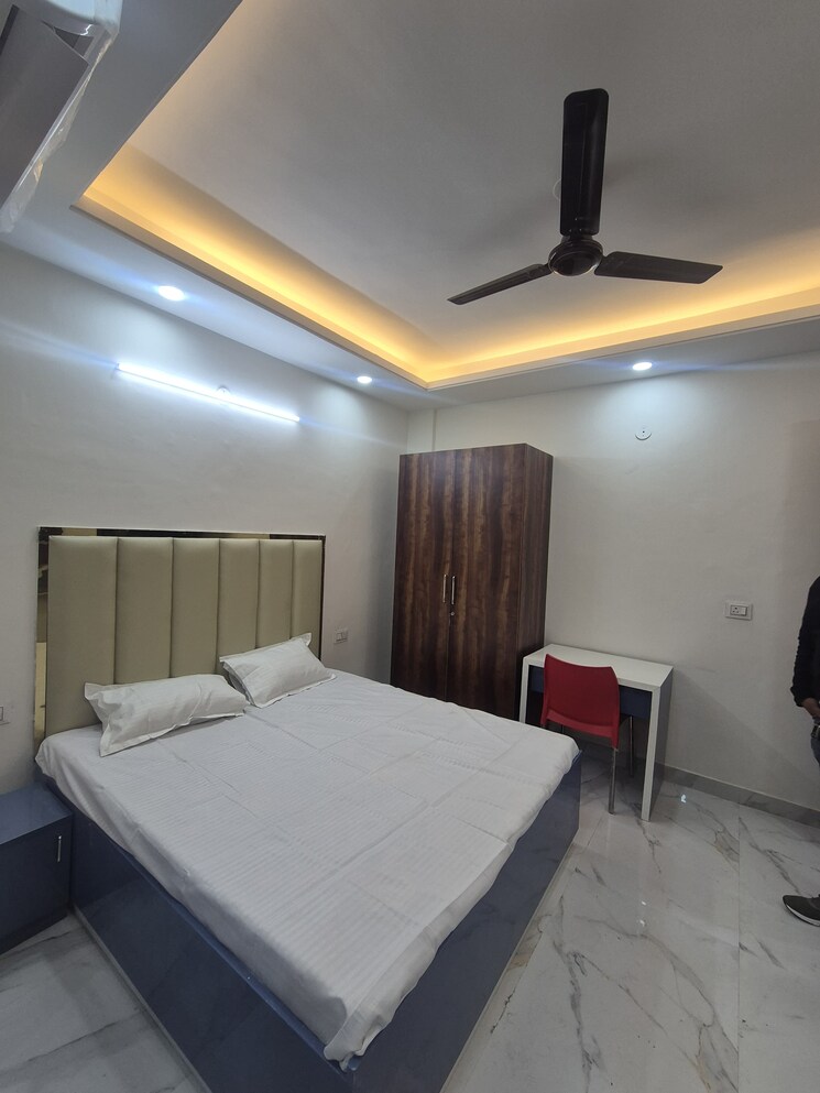 Bedroom, queens-plaza 1 Bedroom 450 Sq.Ft. Apartment In Sector 43 Gurgaon 8842992