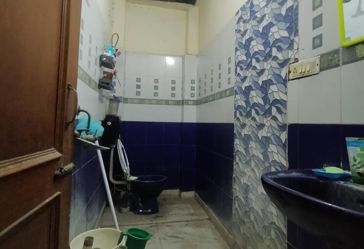 Bathroom, sector 48 1 Bedroom 112 Sq.Yd. Builder Floor In Sector 48 Noida 8843138