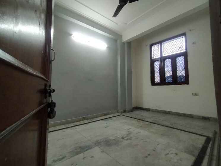 Bedroom, sector 48 2 Bedroom 112 Sq.Yd. Builder Floor In Sector 48 Noida 8843212