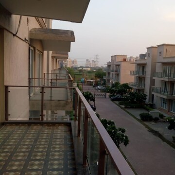 3 BHK Apartment – Exterior View View at BPTP Amstoria, Sector 102 - for Rent