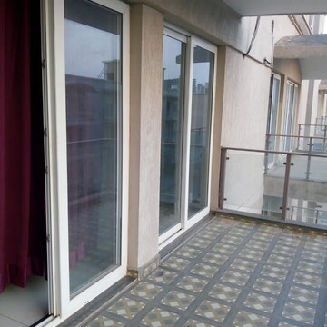 Balcony in 3 BHK Apartment at BPTP Amstoria, Sector 102 – for Rent