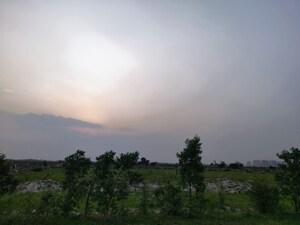 Master Bedroom in 4 BHK Villa at Chi 1 Greater Noida – for Sale